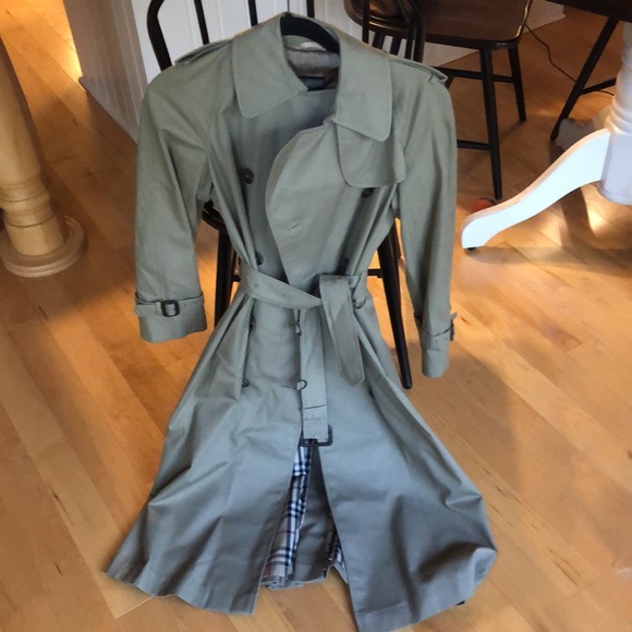 Harry Rosen Trench Coat - Picture 6 of 6